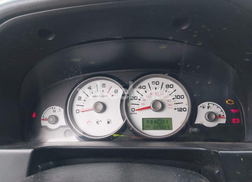 Photo 7 of 2005 Ford Escape XLS (VIN 1FMYU02Z15KD16145)