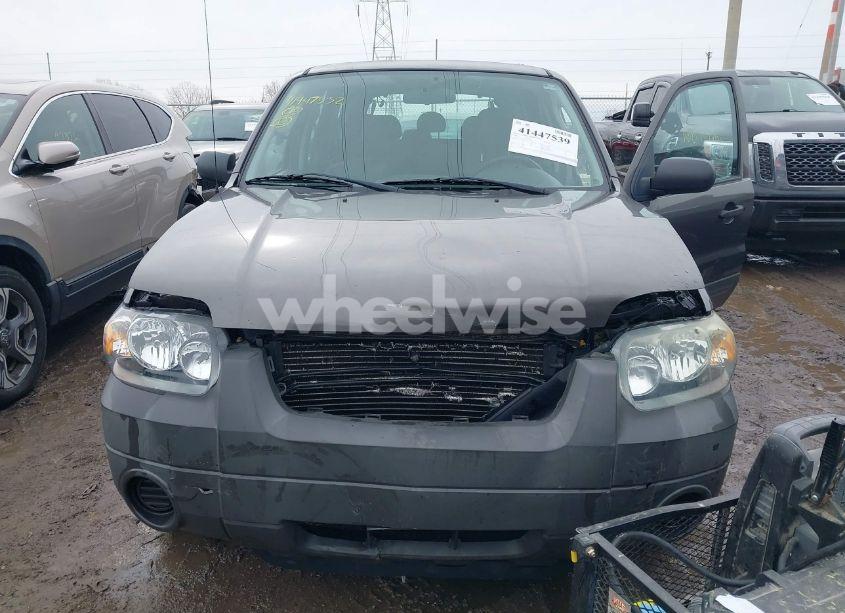 Photo 12 of 2006 Ford Escape XLS/XLS MANUAL (VIN 1FMYU02Z26KA03834)