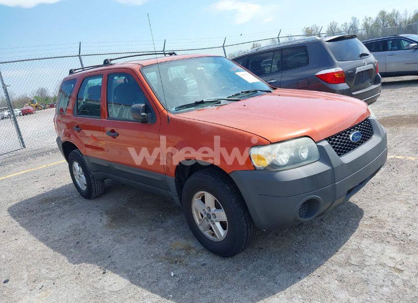 2007 Ford Escape XLS/XLS MANUAL (VIN 1FMYU02Z27KA04600) main photo