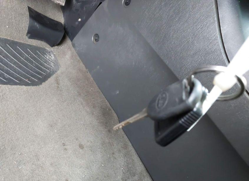 Photo 11 of 2007 Ford Escape XLS/XLS MANUAL (VIN 1FMYU02Z27KA68166)