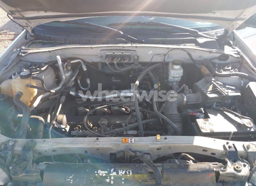 Photo 10 of 2007 Ford Escape XLS/XLS MANUAL (VIN 1FMYU02Z27KB18032)