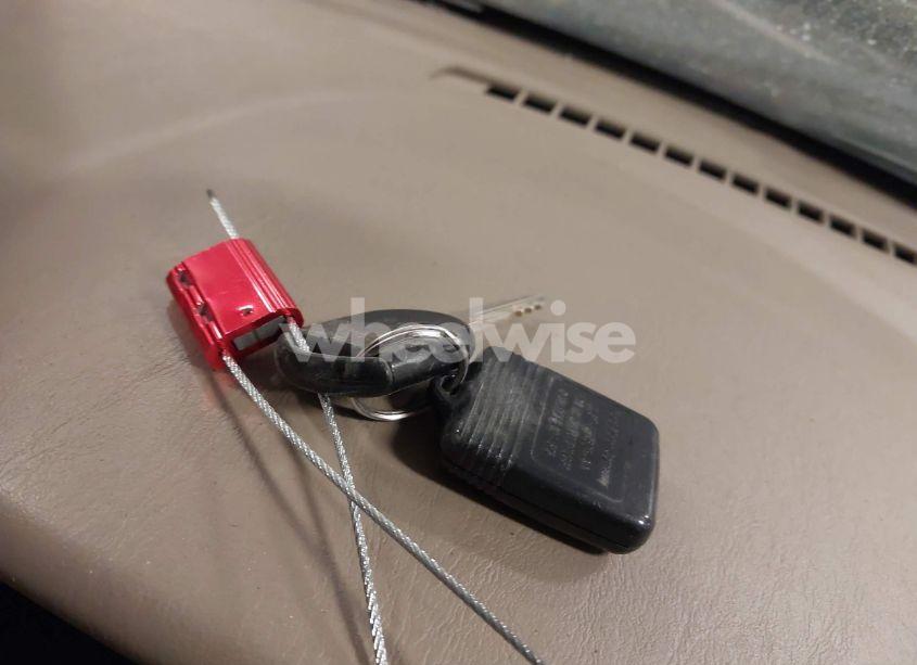 Photo 11 of 2005 Ford Escape XLS (VIN 1FMYU02Z35DA15817)