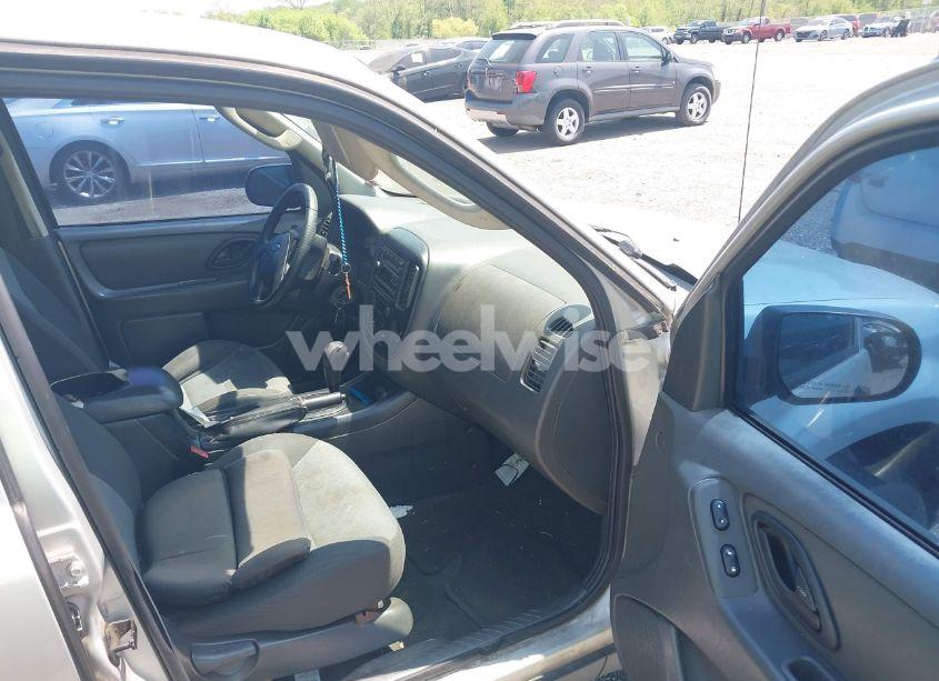 Photo 5 of 2006 Ford Escape XLS/XLS MANUAL (VIN 1FMYU02Z36KB78643)