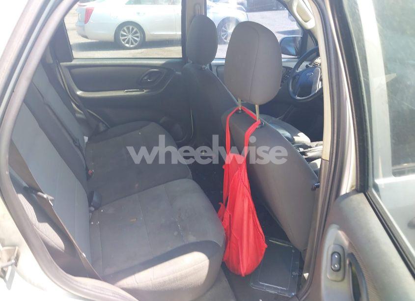 Photo 8 of 2006 Ford Escape XLS/XLS MANUAL (VIN 1FMYU02Z36KB78643)