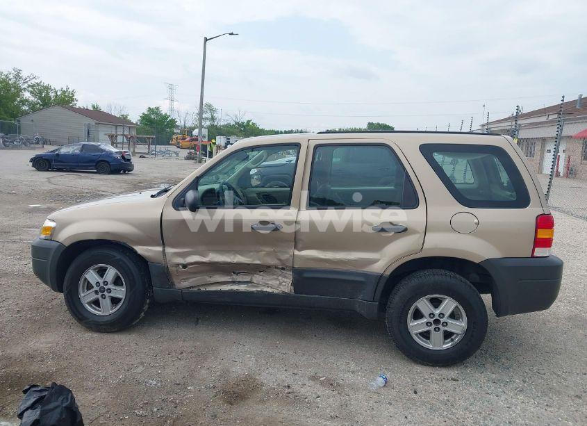 Photo 14 of 2007 Ford Escape XLS/XLS MANUAL (VIN 1FMYU02Z37KA07375)