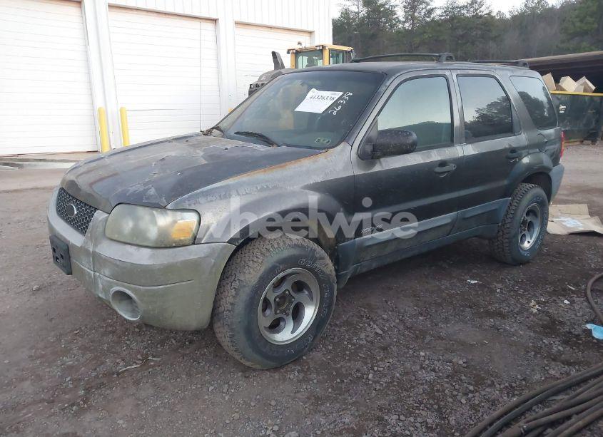 Photo 2 of 2007 Ford Escape XLS/XLS MANUAL (VIN 1FMYU02Z37KB57731)