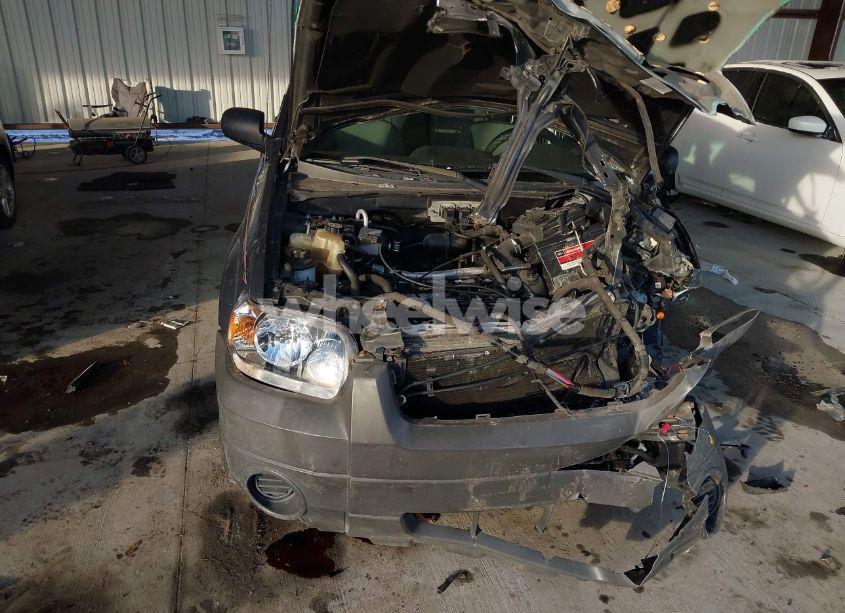 Photo 13 of 2005 Ford Escape XLS (VIN 1FMYU02Z45KB24427)