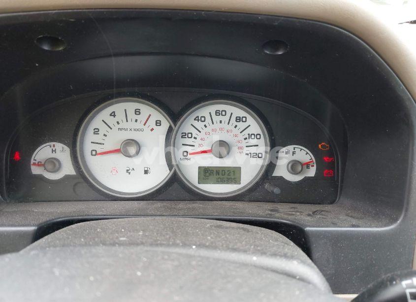 Photo 15 of 2005 Ford Escape XLS (VIN 1FMYU02Z45KB85048)