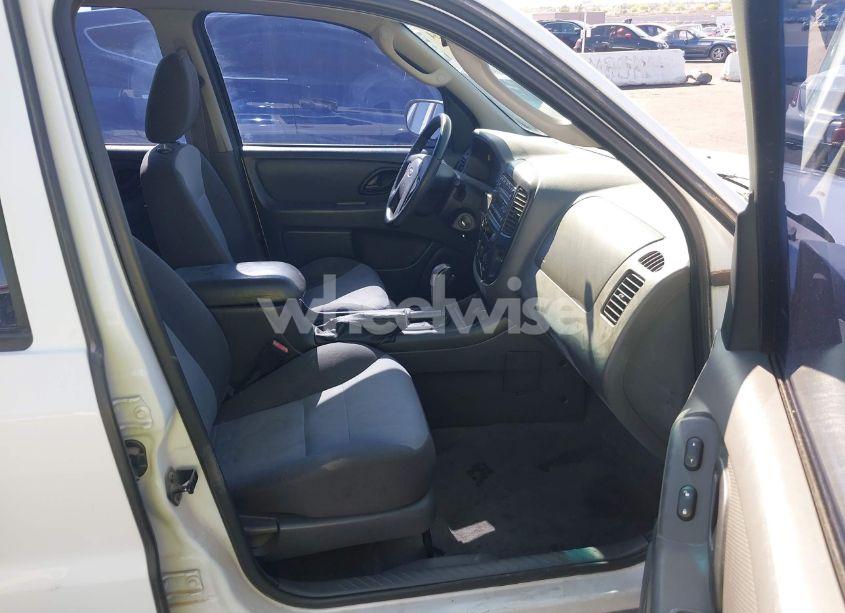 Photo 5 of 2006 Ford Escape XLS/XLS MANUAL (VIN 1FMYU02Z46KA72637)