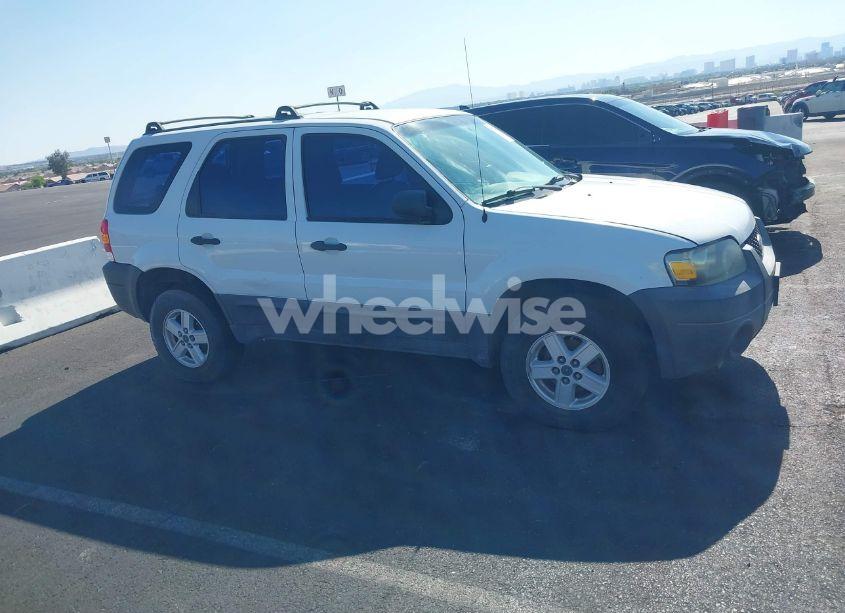 Photo 6 of 2006 Ford Escape XLS/XLS MANUAL (VIN 1FMYU02Z46KA72637)