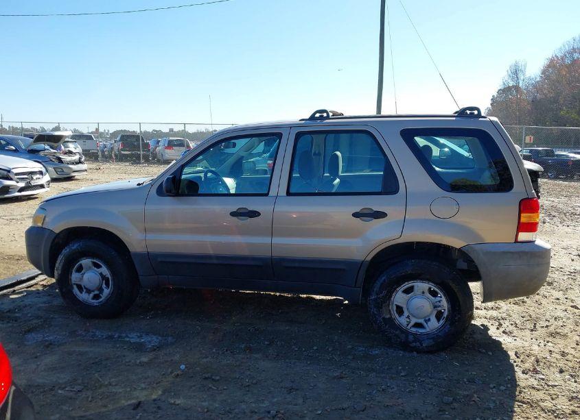 Photo 15 of 2007 Ford Escape XLS/XLS MANUAL (VIN 1FMYU02Z47KA06879)
