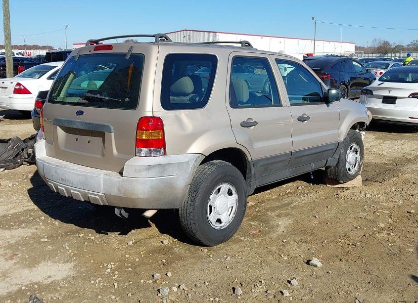 Photo 4 of 2007 Ford Escape XLS/XLS MANUAL (VIN 1FMYU02Z47KA06879)