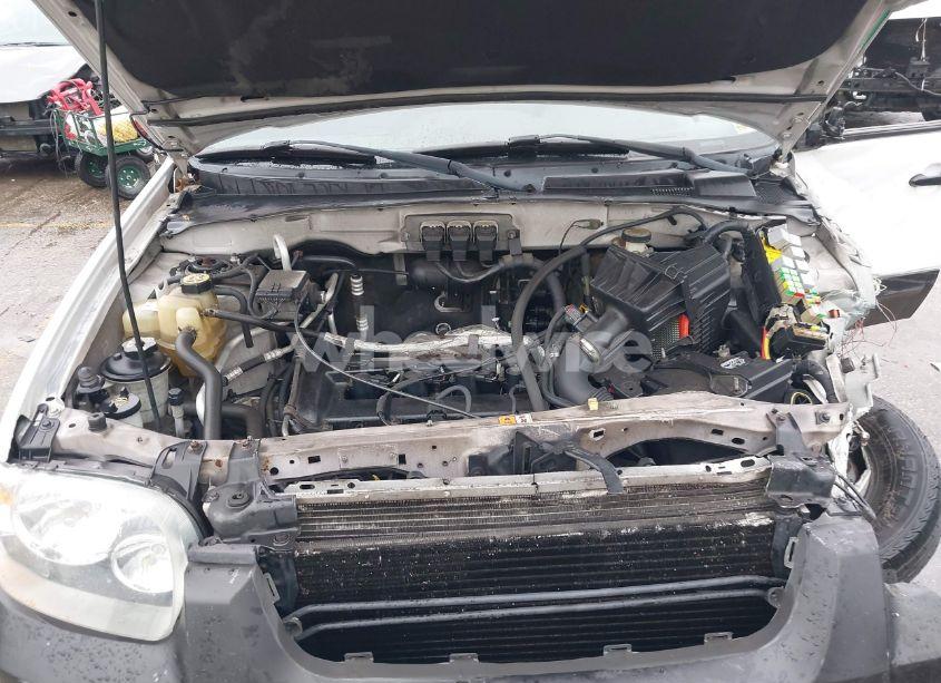 Photo 10 of 2005 Ford Escape XLS (VIN 1FMYU02Z55KB08947)