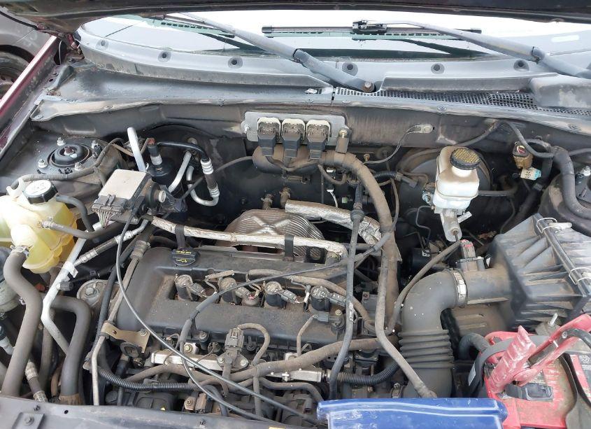 Photo 10 of 2005 Ford Escape XLS (VIN 1FMYU02Z55KB25134)