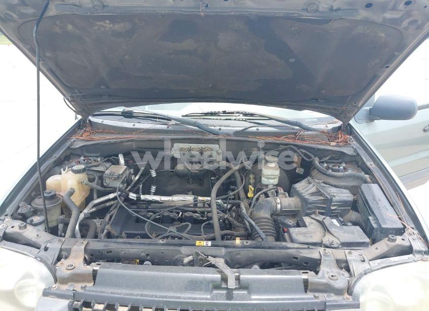 Photo 10 of 2006 Ford Escape XLS/XLS MANUAL (VIN 1FMYU02Z56KA23513)