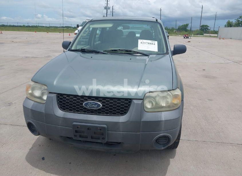 Photo 6 of 2006 Ford Escape XLS/XLS MANUAL (VIN 1FMYU02Z56KA23513)