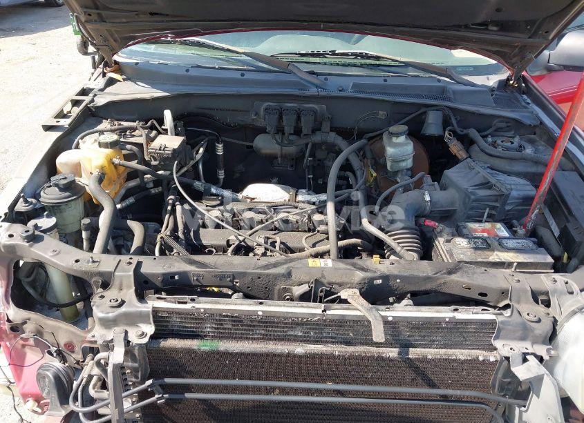 Photo 10 of 2005 Ford Escape XLS (VIN 1FMYU02Z65KC52815)