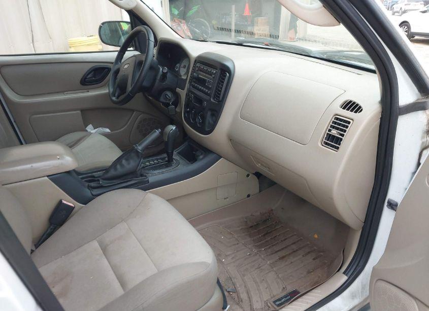 Photo 5 of 2007 Ford Escape XLS/XLS MANUAL (VIN 1FMYU02Z67KA44887)