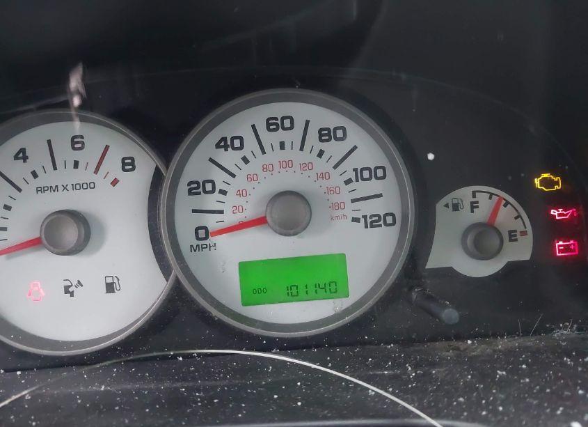 Photo 15 of 2005 Ford Escape XLS (VIN 1FMYU02Z75KE33468)