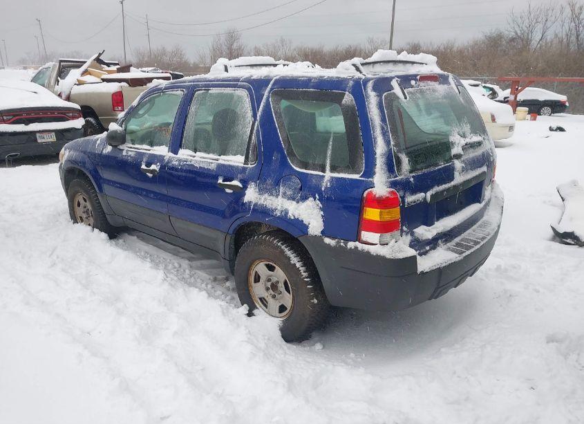 Photo 3 of 2005 Ford Escape XLS (VIN 1FMYU02Z75KE33468)