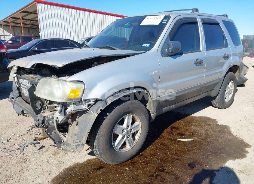 Photo 2 of 2006 Ford Escape XLS/XLS MANUAL (VIN 1FMYU02Z76KA78111)