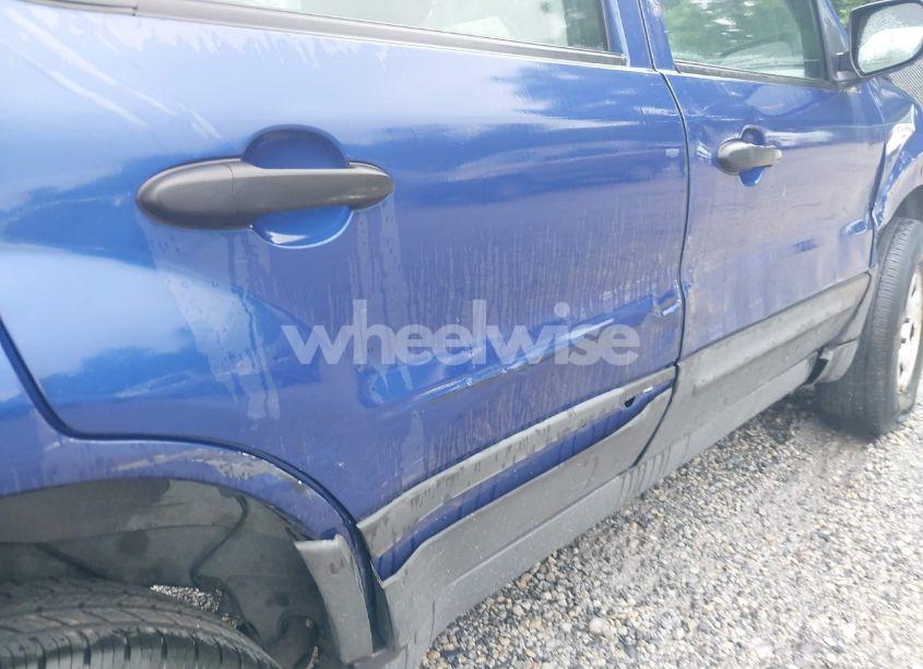 Photo 6 of 2006 Ford Escape XLS/XLS MANUAL (VIN 1FMYU02Z96KA73492)