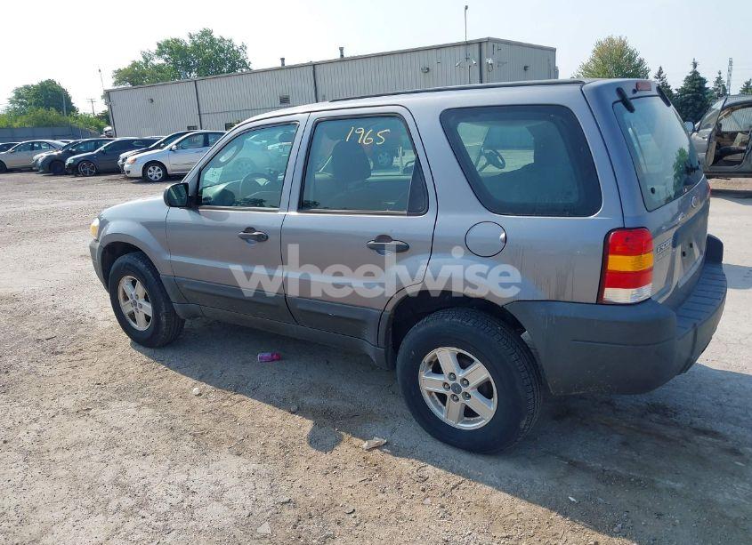 Photo 3 of 2007 Ford Escape XLS/XLS MANUAL (VIN 1FMYU02Z97KA03881)