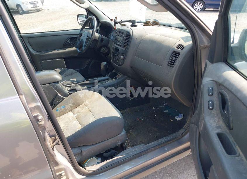 Photo 5 of 2007 Ford Escape XLS/XLS MANUAL (VIN 1FMYU02Z97KA03881)