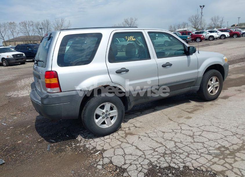 Photo 4 of 2007 Ford Escape XLS/XLS MANUAL (VIN 1FMYU02Z97KB80446)