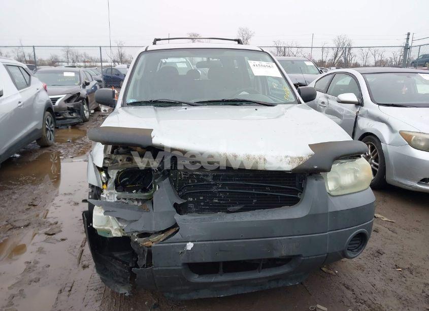 Photo 12 of 2005 Ford Escape XLS (VIN 1FMYU02ZX5DA26152)