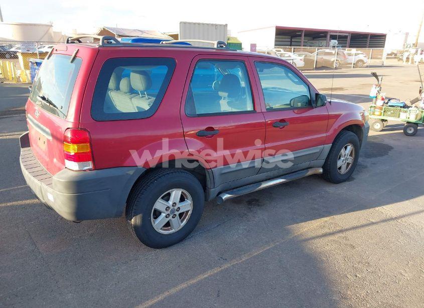 Photo 4 of 2005 Ford Escape XLS (VIN 1FMYU02ZX5KC28856)