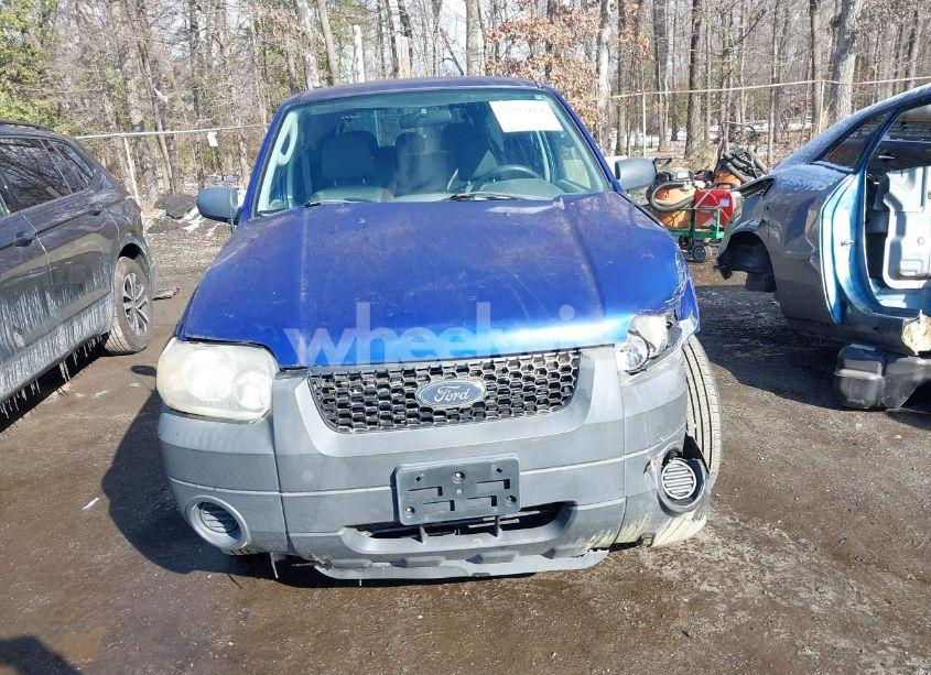 Photo 12 of 2005 Ford Escape XLS (VIN 1FMYU02ZX5KE33187)
