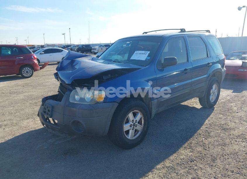 Photo 2 of 2007 Ford Escape XLS/XLS MANUAL (VIN 1FMYU02ZX7KA04103)