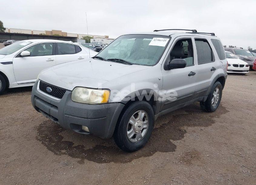 Photo 2 of 2002 Ford Escape XLT (VIN 1FMYU03102KA69575)