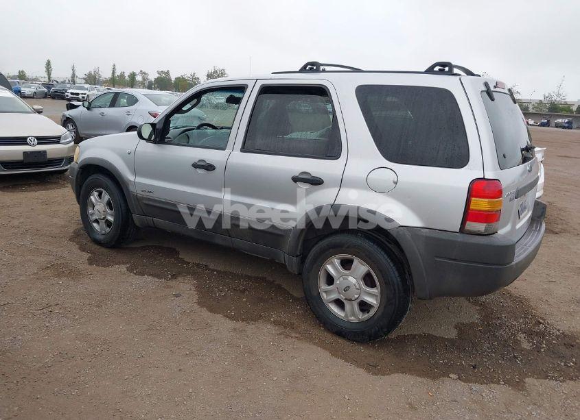 Photo 3 of 2002 Ford Escape XLT (VIN 1FMYU03102KA69575)