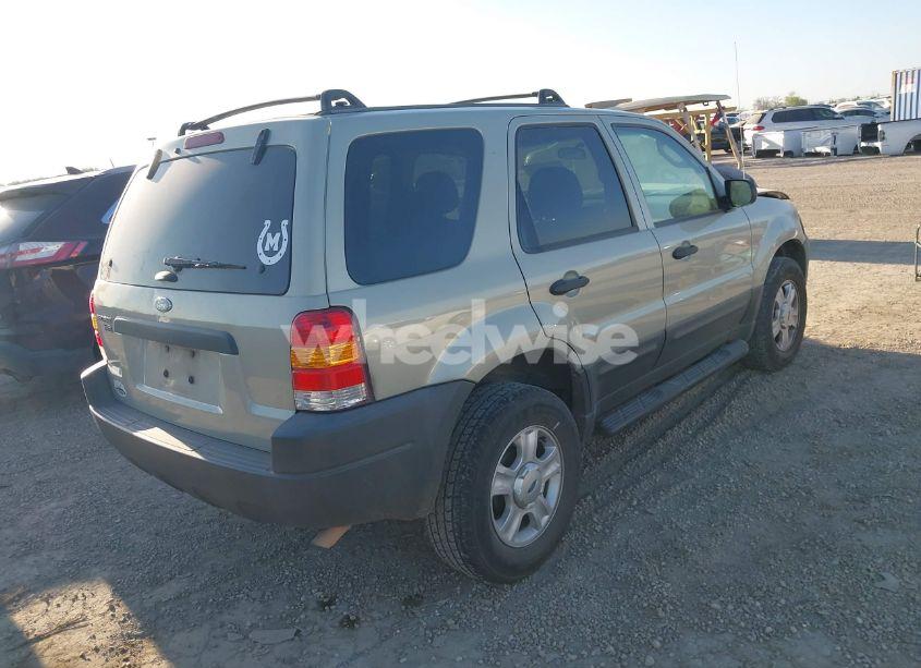 Photo 4 of 2004 Ford Escape XLT (VIN 1FMYU03104DA21064)