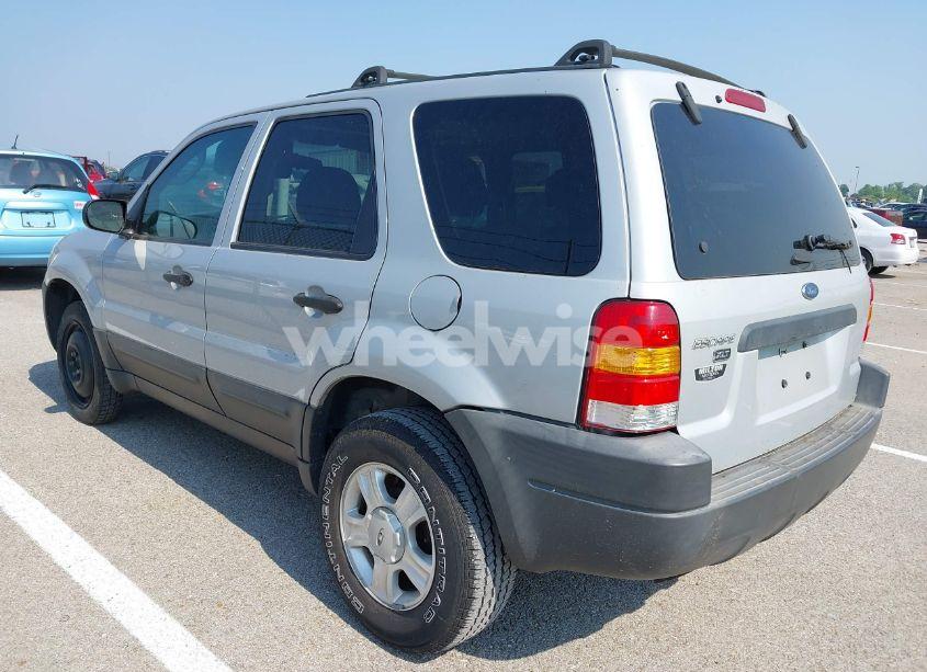 Photo 3 of 2004 Ford Escape XLT (VIN 1FMYU03104KB41636)