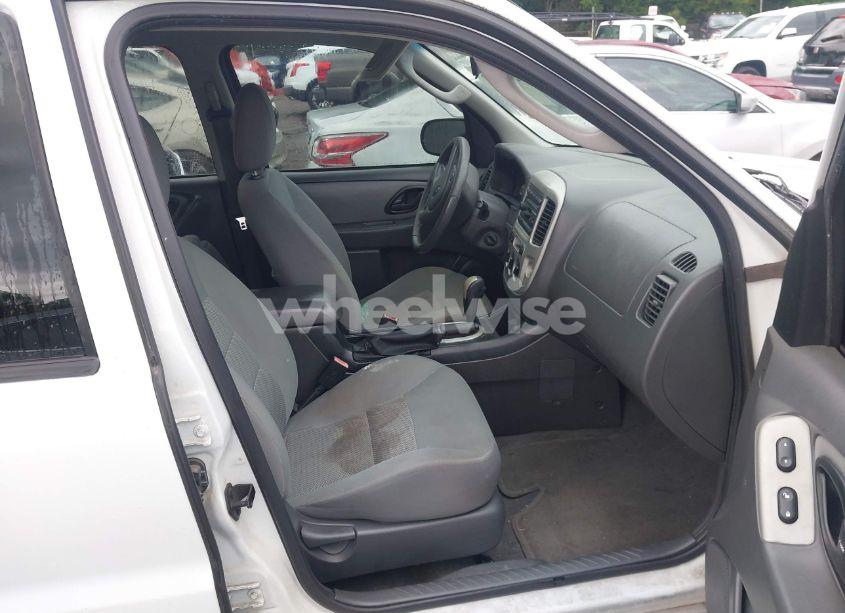 Photo 5 of 2007 Ford Escape XLT/XLT SPORT (VIN 1FMYU03107KA43792)