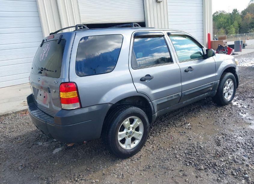 Photo 4 of 2007 Ford Escape XLT/XLT SPORT (VIN 1FMYU03107KA51309)