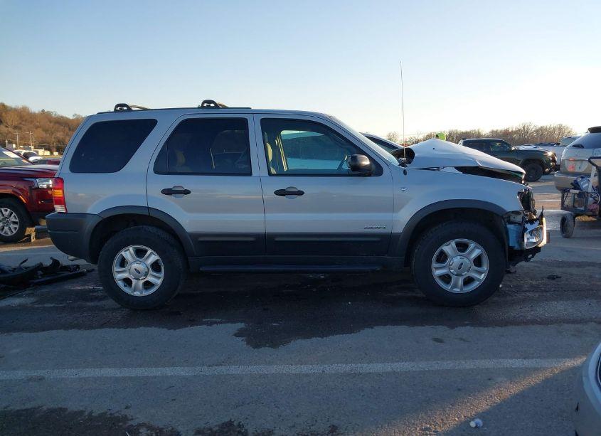 Photo 14 of 2002 Ford Escape XLT (VIN 1FMYU03112KB63996)