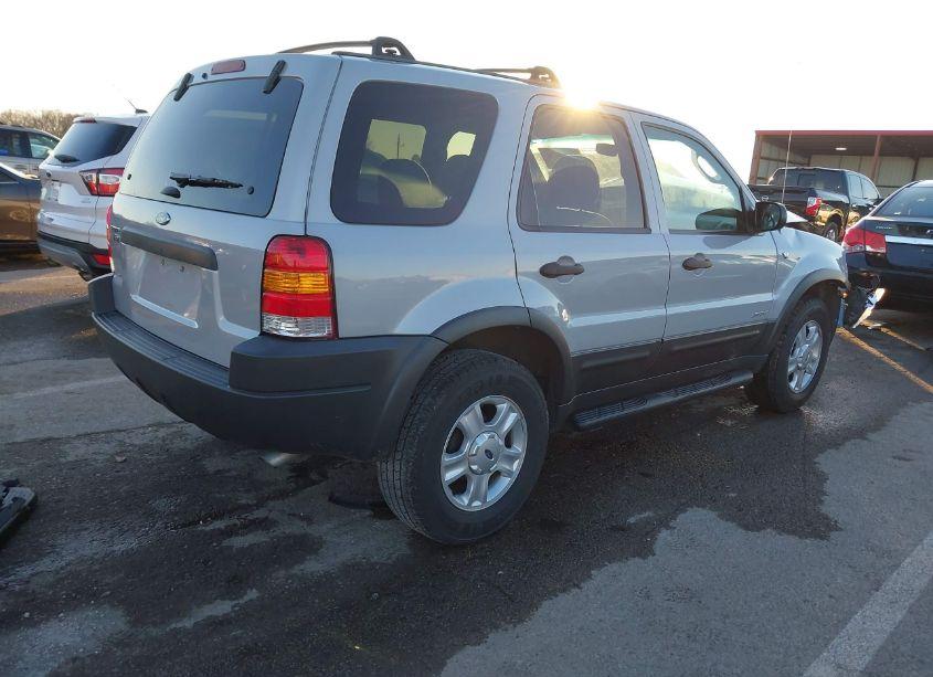 Photo 4 of 2002 Ford Escape XLT (VIN 1FMYU03112KB63996)
