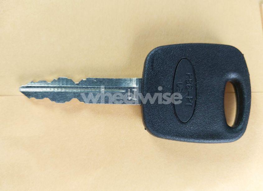 Photo 11 of 2002 Ford Escape XLT (VIN 1FMYU03112KD96356)