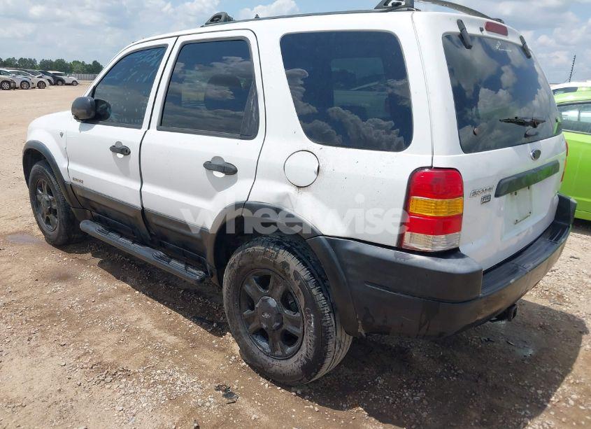 Photo 3 of 2002 Ford Escape XLT (VIN 1FMYU03112KD96356)