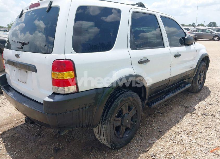 Photo 4 of 2002 Ford Escape XLT (VIN 1FMYU03112KD96356)