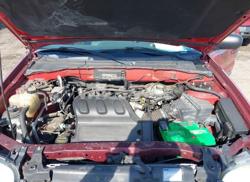 Photo 10 of 2003 Ford Escape XLT (VIN 1FMYU03113KE12413)