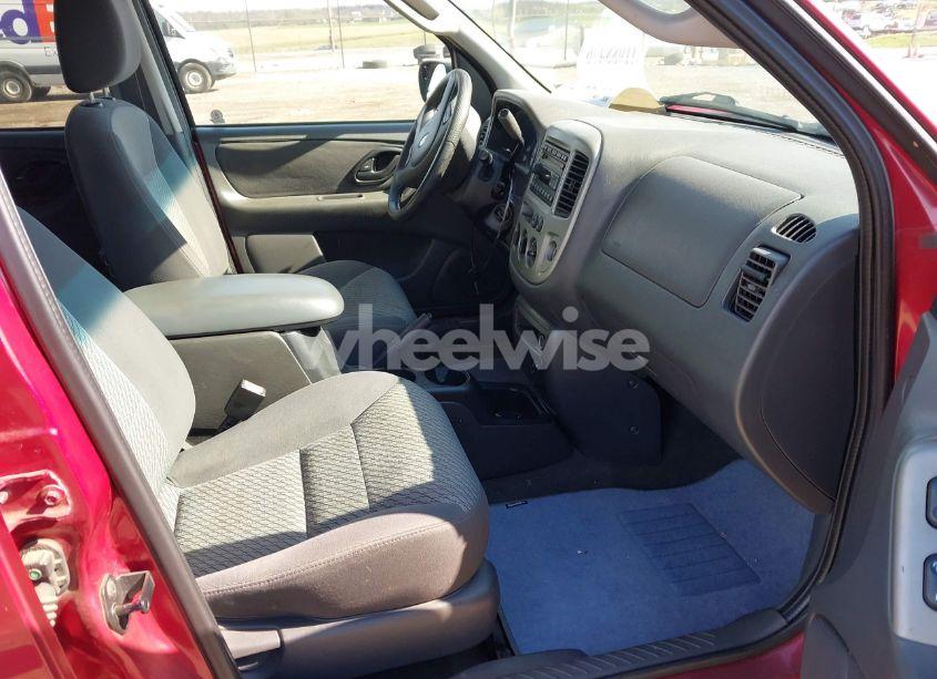 Photo 5 of 2003 Ford Escape XLT (VIN 1FMYU03113KE12413)