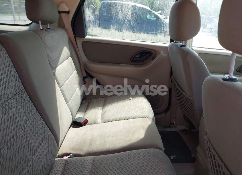 Photo 8 of 2004 Ford Escape XLT (VIN 1FMYU03114DA07741)