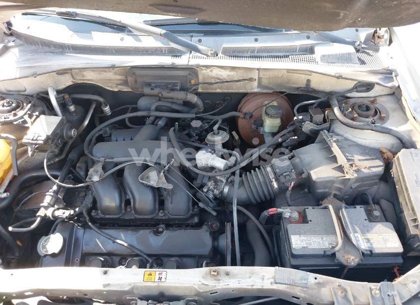 Photo 10 of 2004 Ford Escape XLT (VIN 1FMYU03114KA64517)