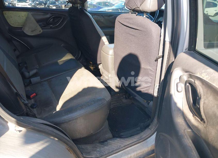 Photo 8 of 2004 Ford Escape XLT (VIN 1FMYU03114KA64517)