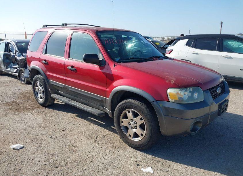 2005 Ford Escape XLT (VIN 1FMYU03115KA81271) main photo